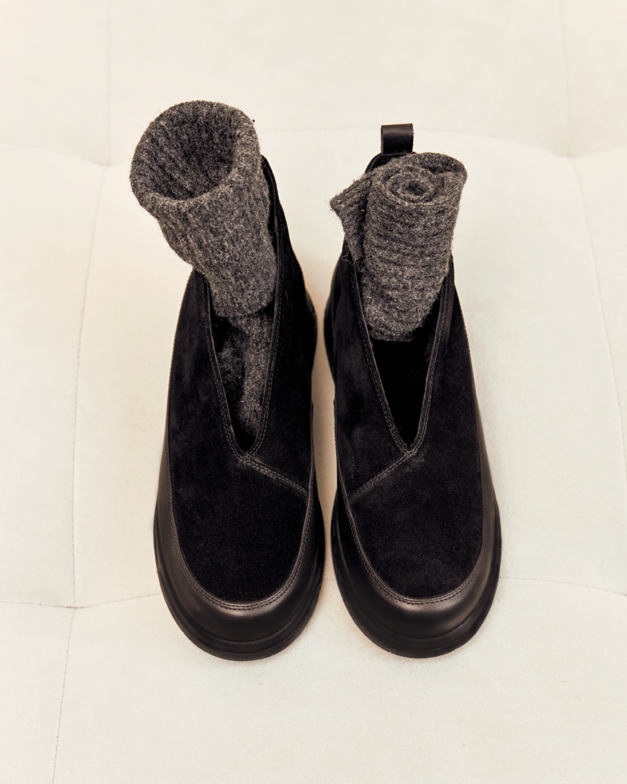 Berny boots in natural black suede with insulation